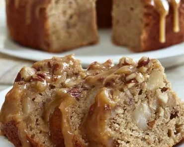 Apple Pecan Cake with Caramel Glaze Apple Pecan Cake with Caramel Glaze