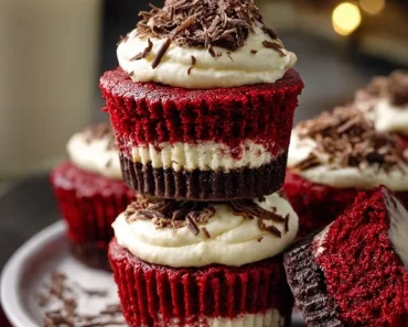Incredible Mini Red Velvet Oreo Cheesecakes Incredible Mini Red Velvet Oreo Cheesecakes