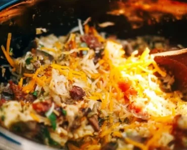 Cheap 5 Ingredient Crockpot Dinners For a Family