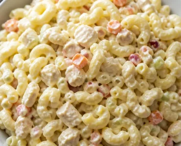 Chicken Pasta Salad with Creamy Mayo Dressing Chicken Pasta Salad with Creamy Mayo Dressing